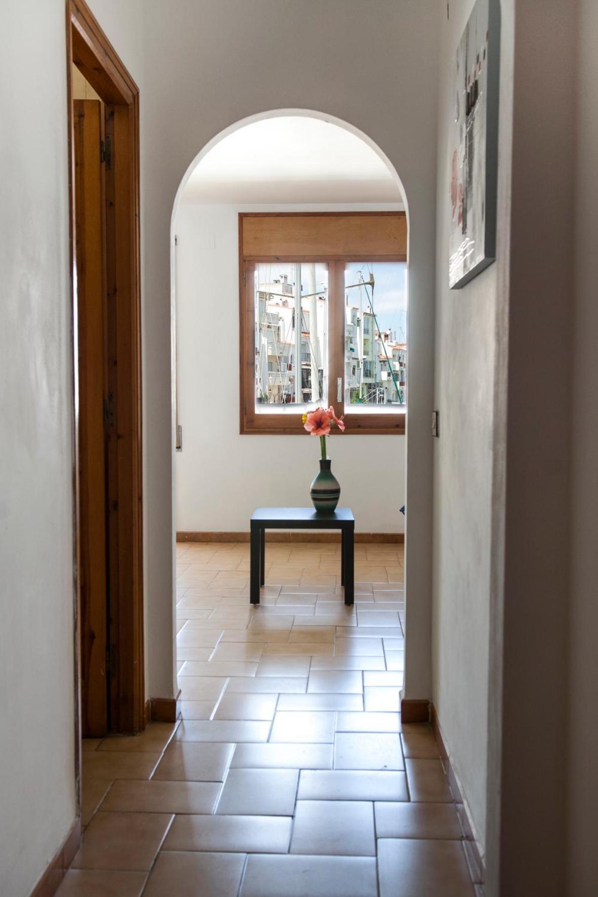 Edificio La Sardana Daire Empuriabrava Oda fotoğraf