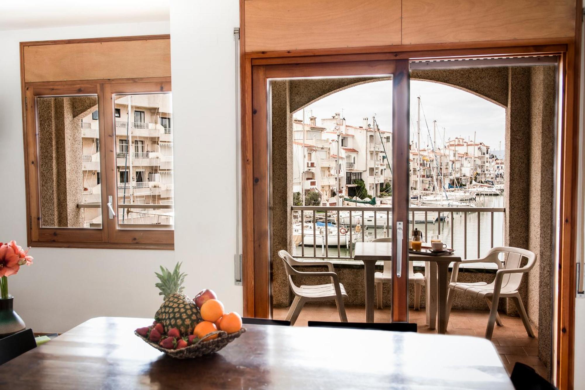 Edificio La Sardana Daire Empuriabrava Oda fotoğraf